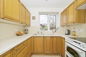 KITCHEN- click for photo gallery